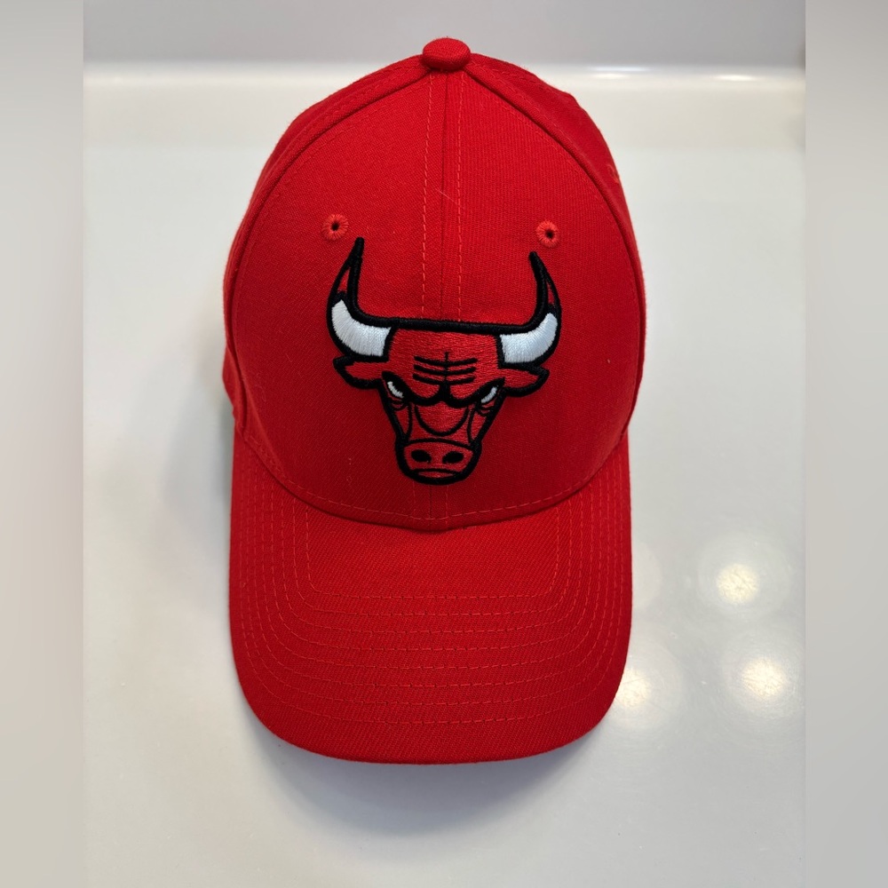 Chicago Bulls New Era Red 39THIRTY Cap